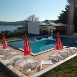 Apartmán Safo And *