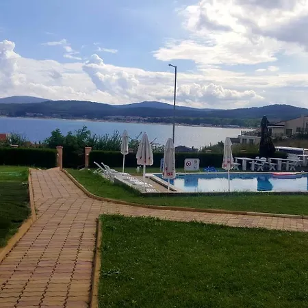 Safo And Apartmán