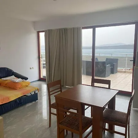 Safo And Apartamento *
