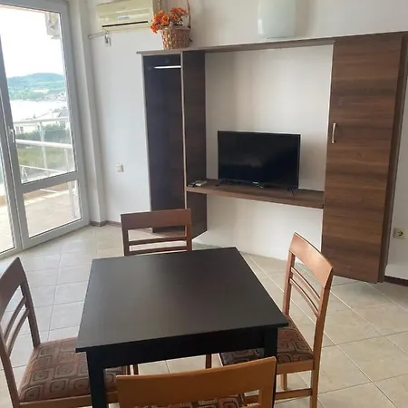 Safo And Apartamento Sozopol