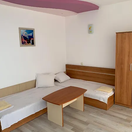 Safo And Sozopol